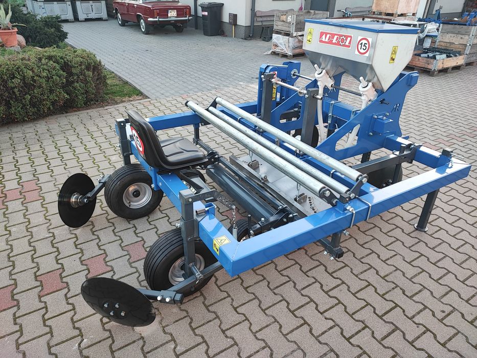 Formownica do zagonów, rozkładania folii, taśmy AFR200