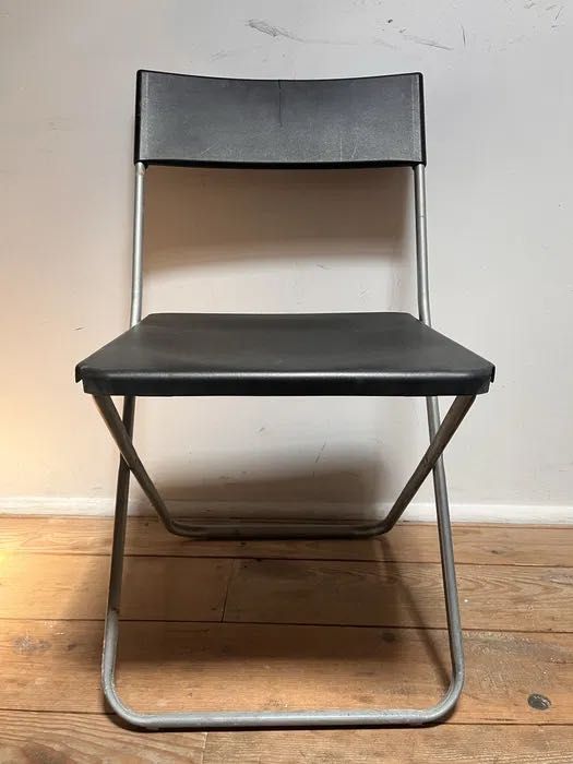 Cadeiras dobráveis / Folding Chairs
