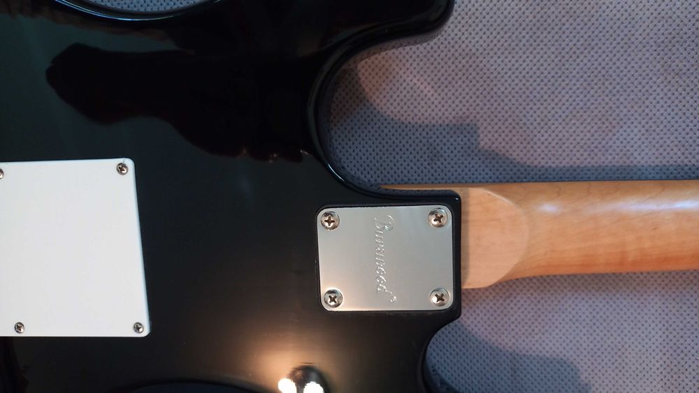 Gitara elektryczna BURSWOOD