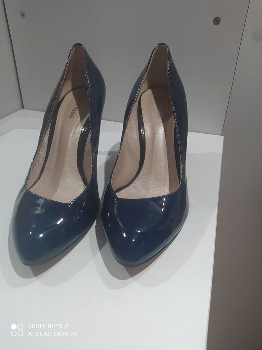 Pantofle damskie firmy Gino Rossi rozmiar 38 granatowe