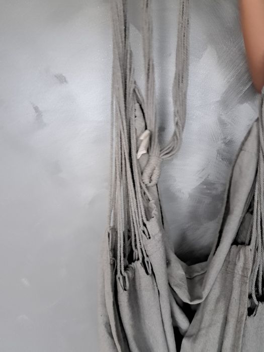 Huśtawka/kokon sensoryczna dla dzieci.