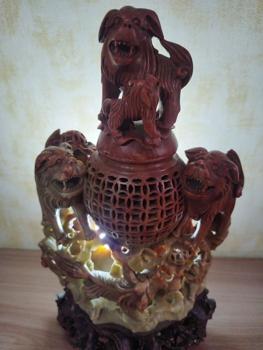 Ваза- араматница для благовоний в виде пяти собак Фу .