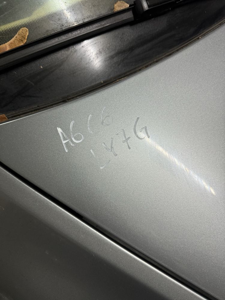 Maska Błękitna LY7G Audi A6 C6 Przedlift Do Zalozenia