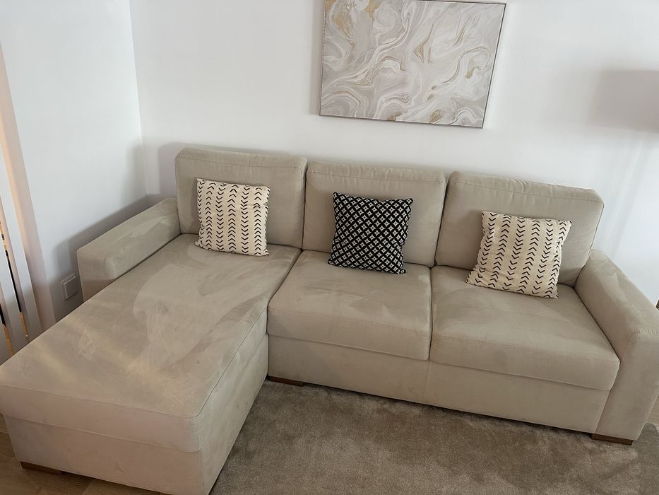 Sofá com chaise longue