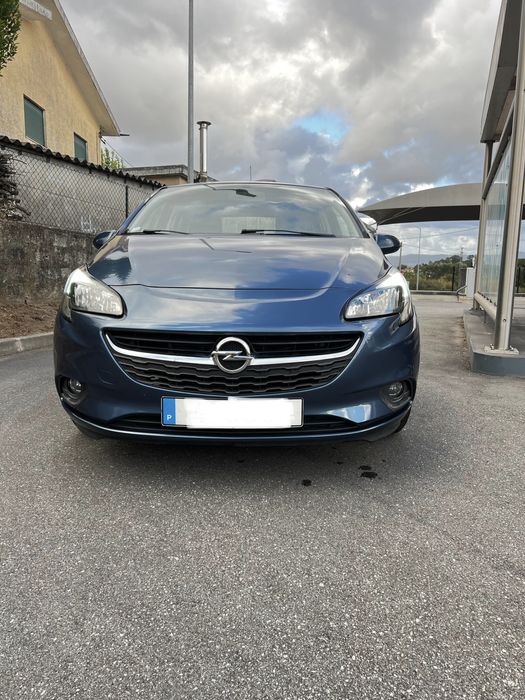 Corsa E Hatchback 1.2 com 110 mil Km como novo