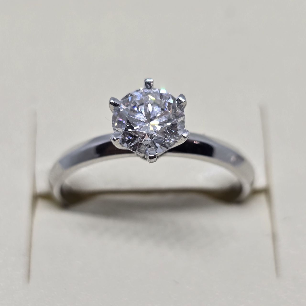 1.16 ct E/VVS1 Excellent бриллиант, сертификат. Золотое кольцо