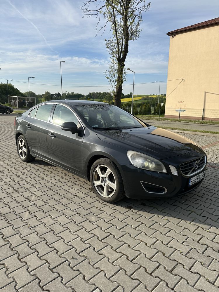 Volvo s60 2.4D5 205km