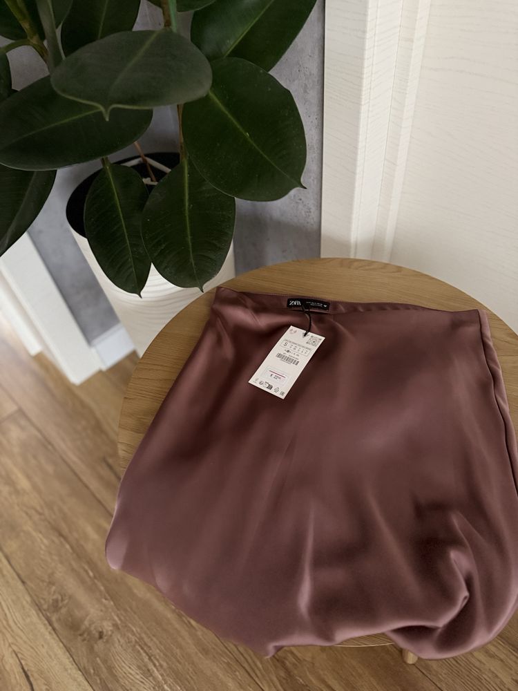 Сатинова спідниця Zara