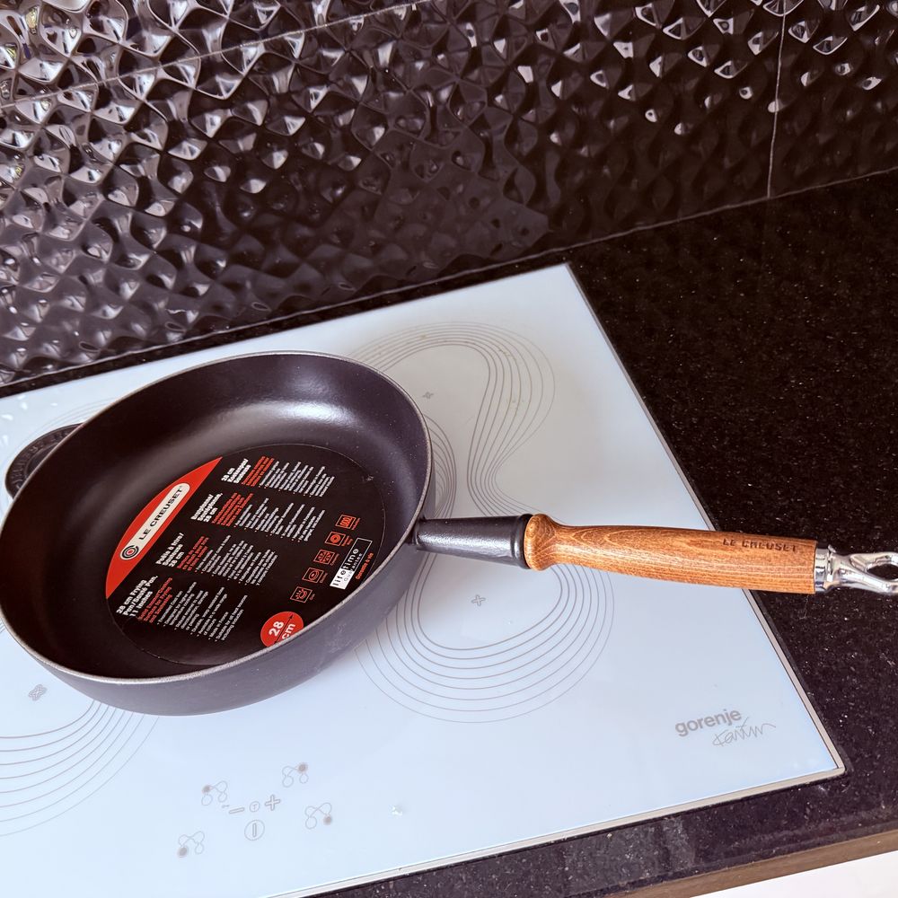 Patelnia patelka żeliwna Le Creuset 28 cm Frying Pan nowa