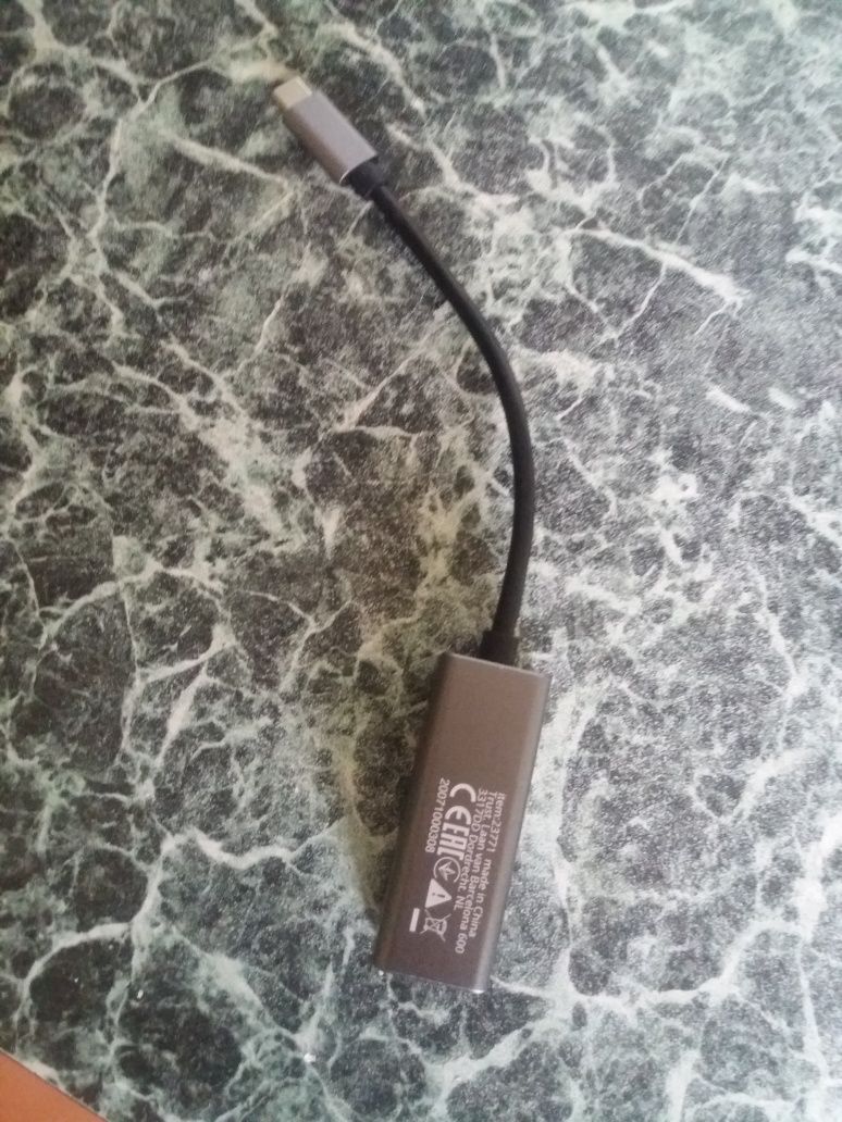 Продам адаптер Trust  usb-c- to ethernet 23771.