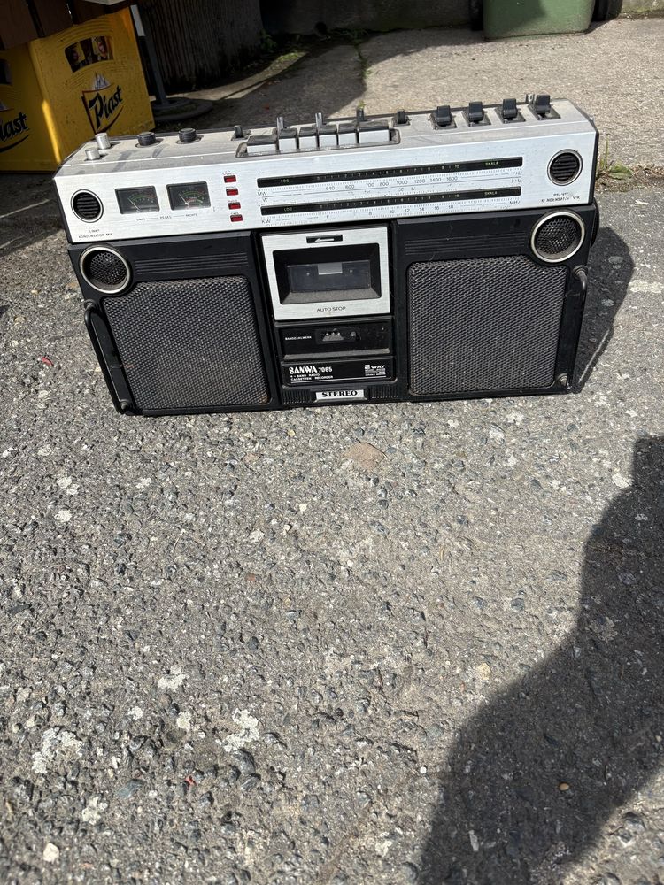 Sorzddam stare radio na kasety