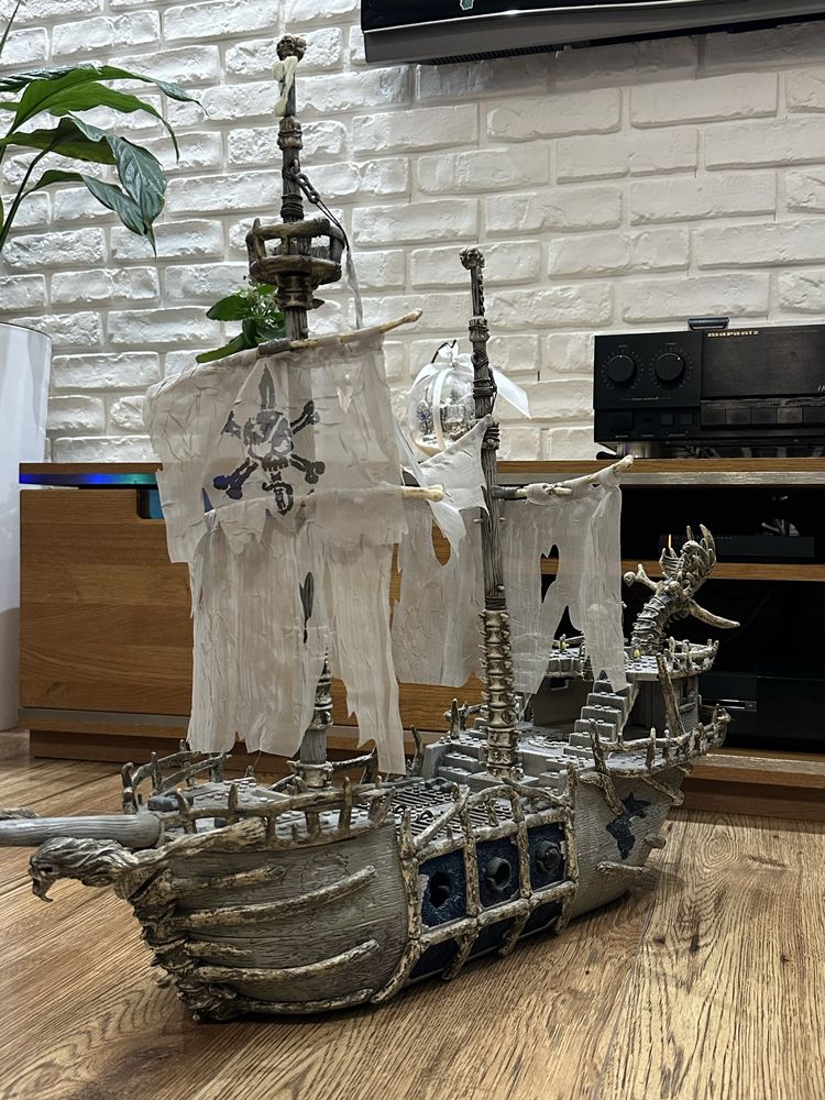 Statek piracki MEGA BLOKS