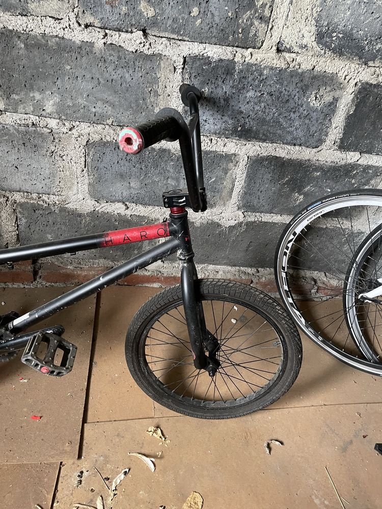 Rower BMX HARO z pegami