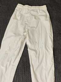 Дуже легкі штани білі