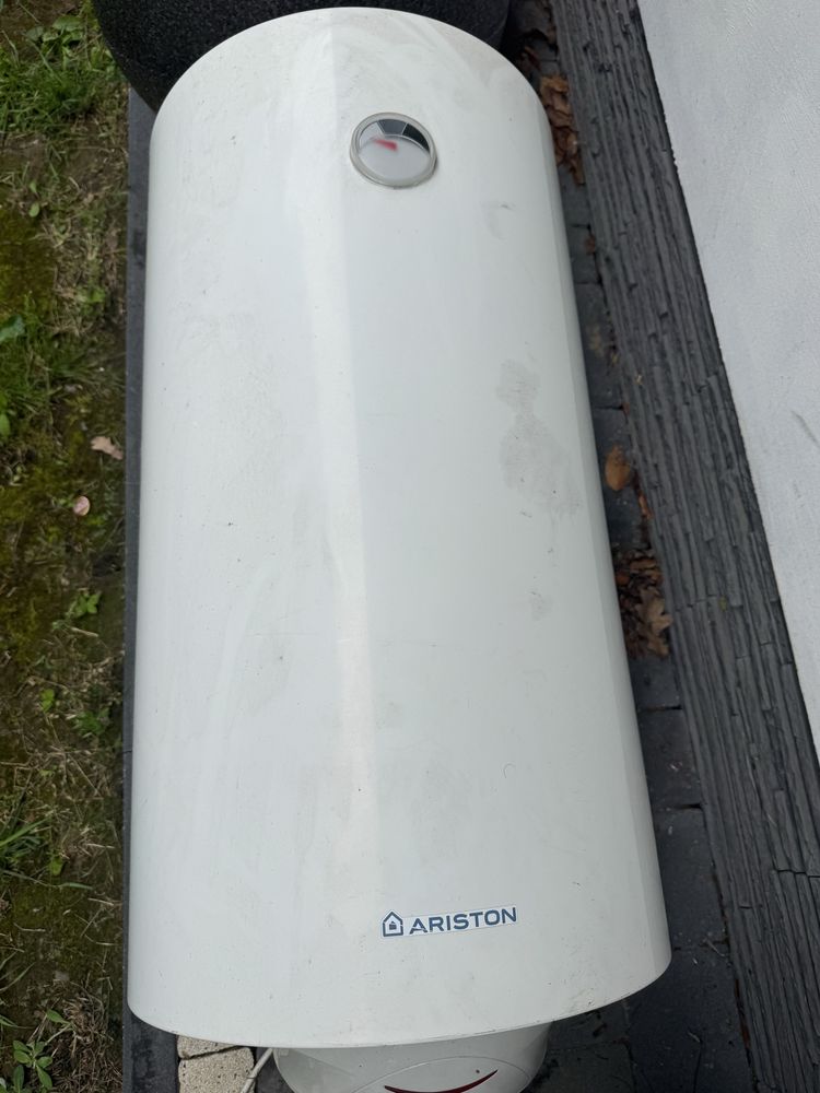 Ariston zbiornik na wode