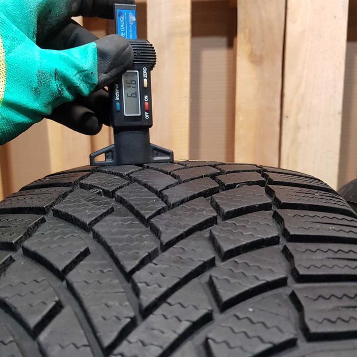 Bridgestone Blizzak LM005 235/60/18 6мм Шини Зимові (2шт) з Європи б/в