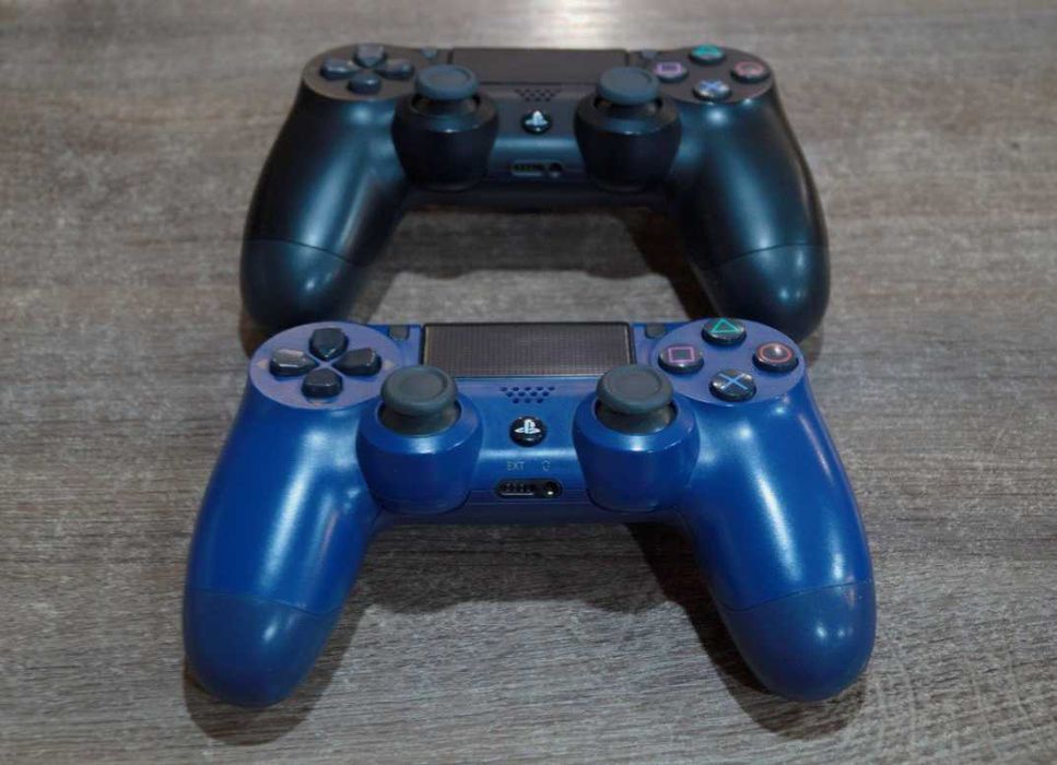 Геймпад Sony DualShock 4 V2 Black Б/У TVOYO