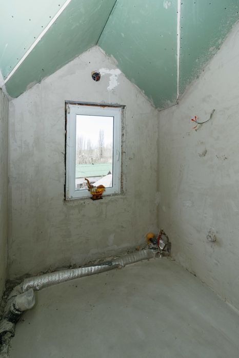 Без% Продаж сучасного будинку на березі Дніпра в Халеп"я Обухівський р