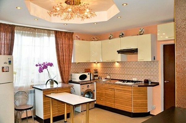 Аренда дома посуточно с бильярдом Троещина