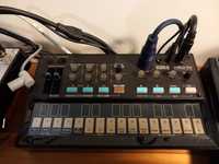 Korg Volca FM com opção de acessórios