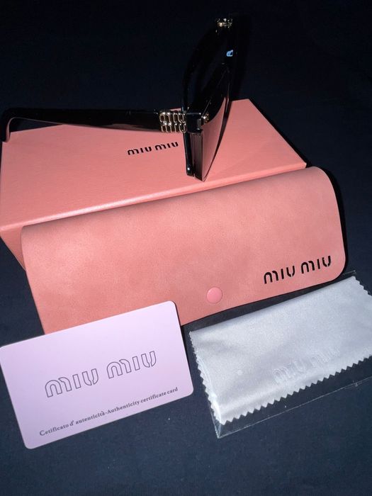 Oculos de Sol Miu Miu