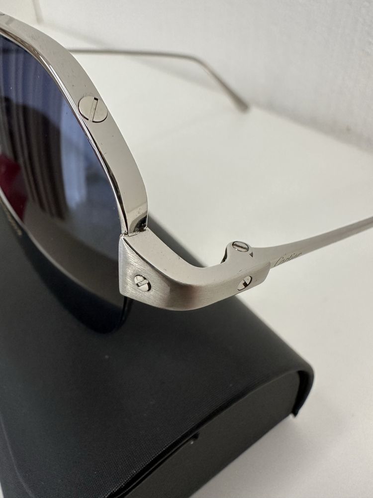 Сонцезахісні окуляри Cartier