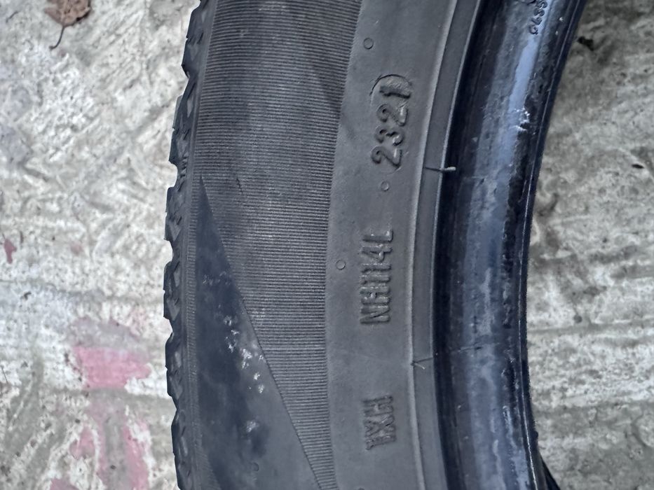 Всесезонна гума pirelli 215/50 r17