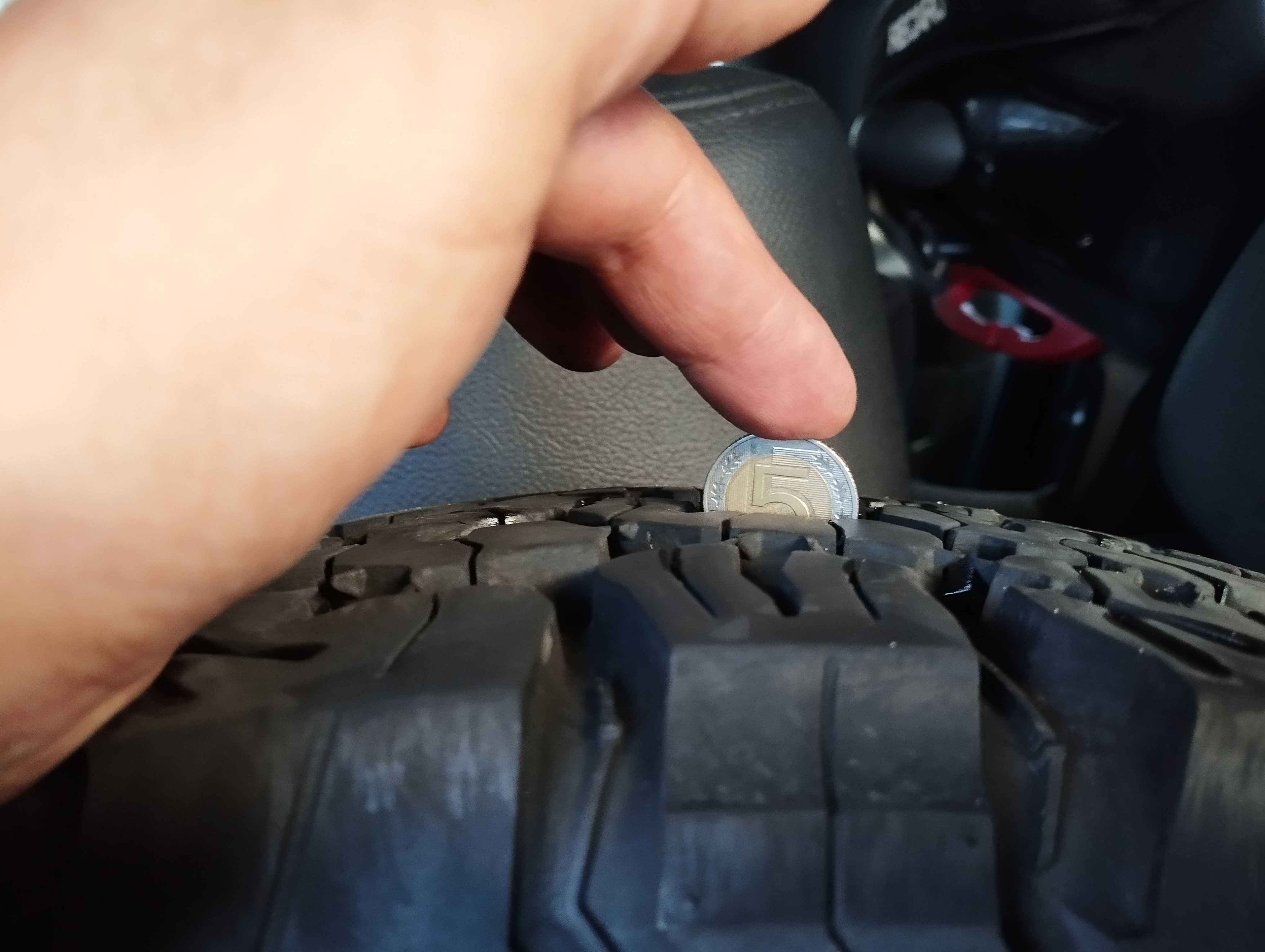 BFGoodrich 215/70r16 All-Terain T/A KO2
