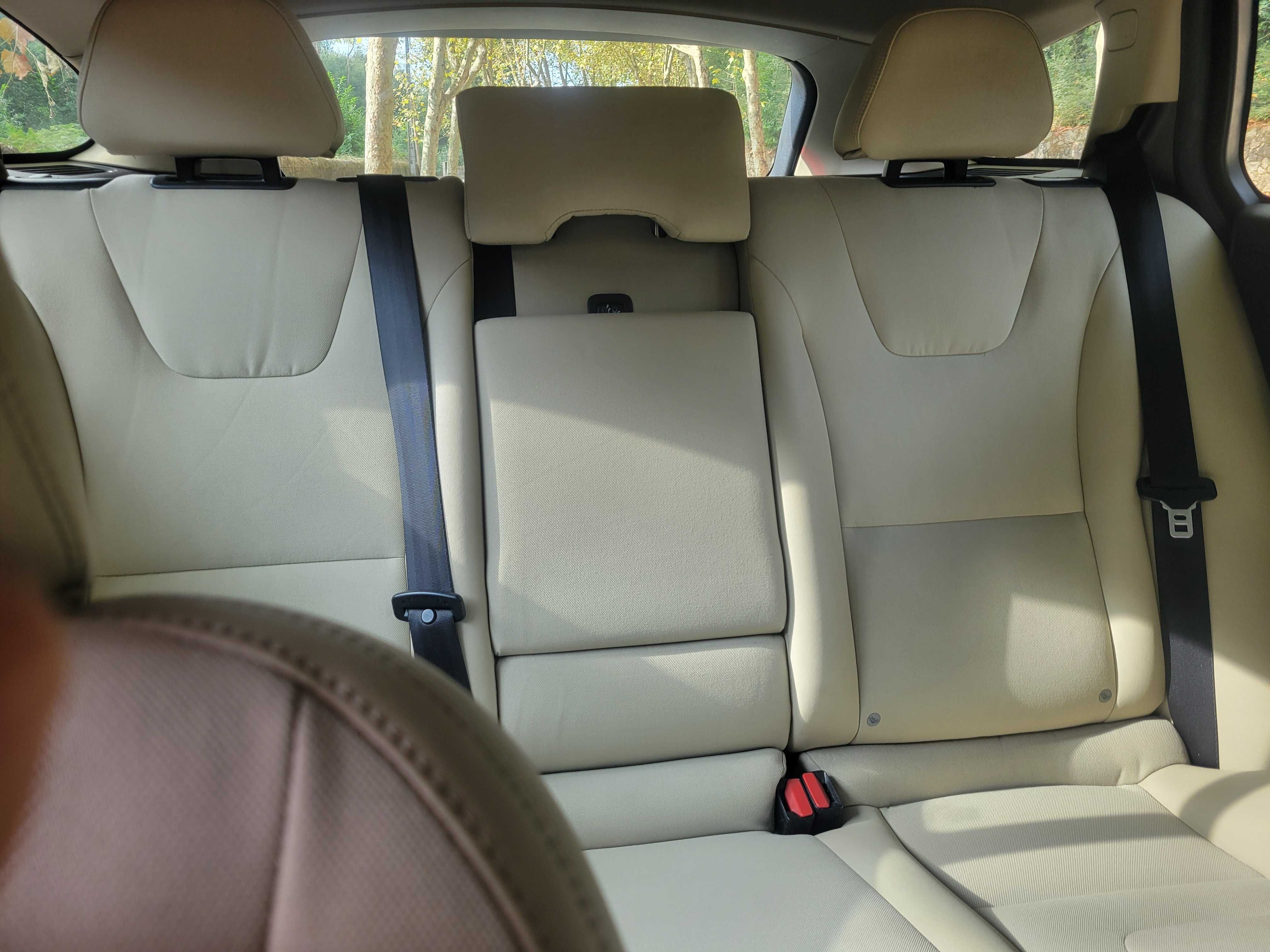 Volvo V60 D3, 2011