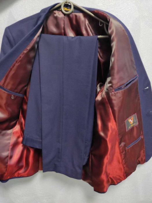 Костюм на выпускной или свадьбу