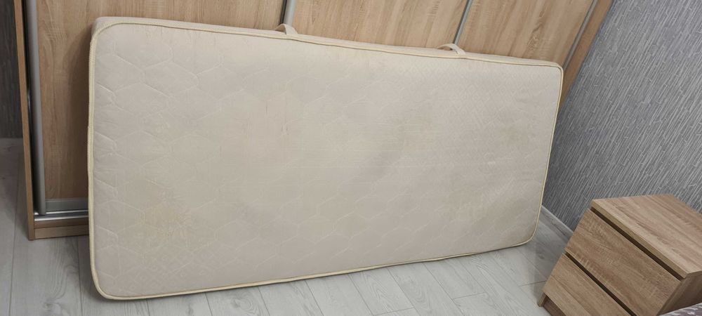 матрац Мatroluxe 200х90