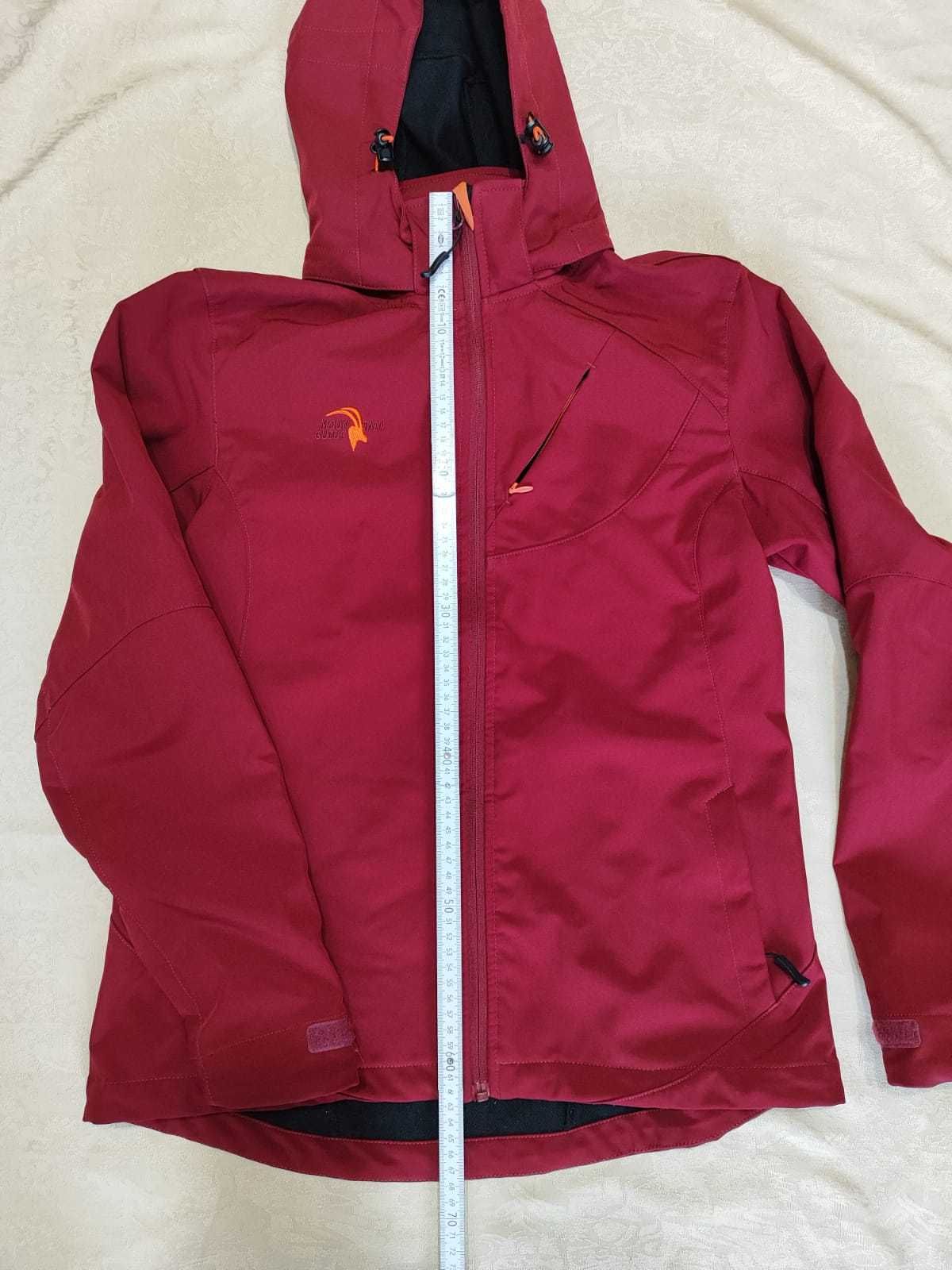 mountain guide куртка жіноча 38 розмір треуінг