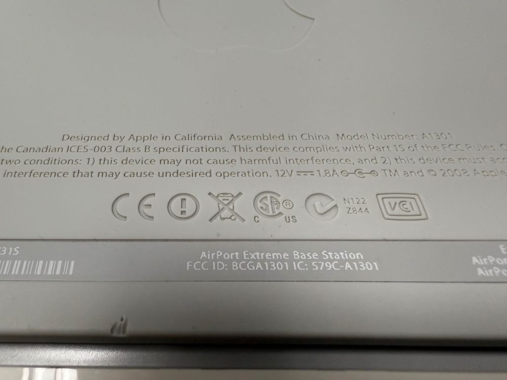 WiFi Роутер Apple AirPort Extreme (A1143, A1301,A1392, A1408, A1521)