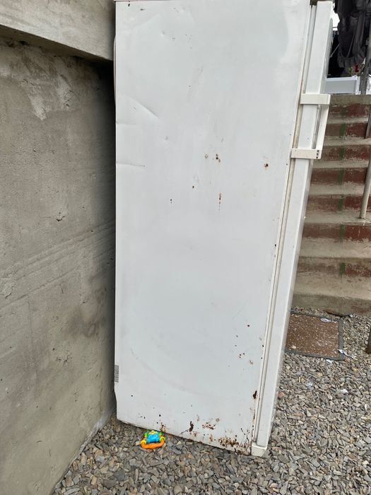 Морозильна камера бу, не працює