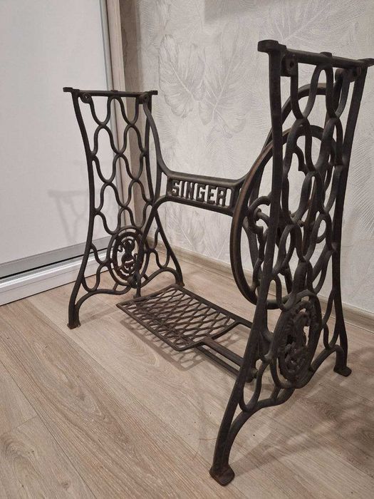 Старовинна Станіна "Зінгер"