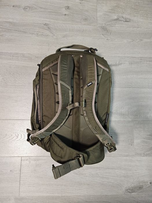 Thule Landmark 40L deep khaki