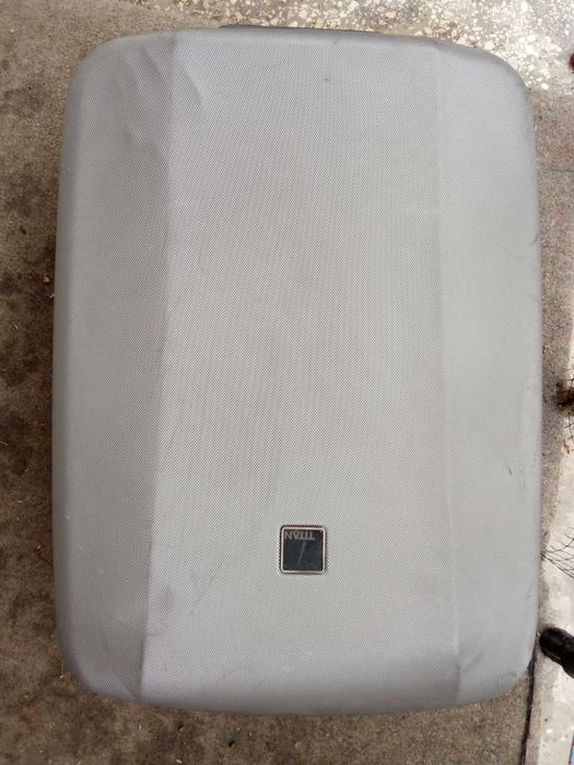 Валіза пластикова  з ЄС