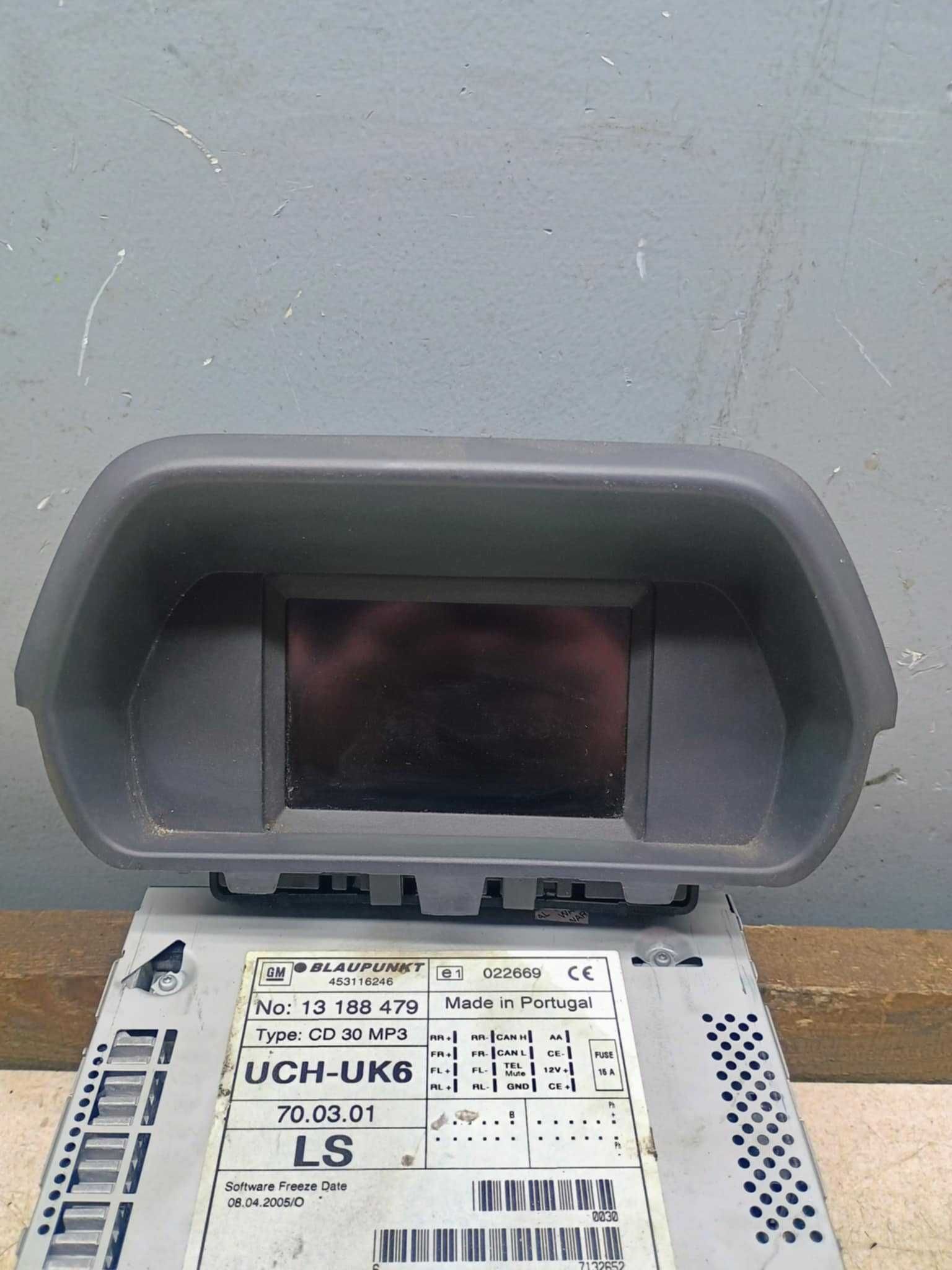 Radio BLAUPUNKT CD30 + Wyświetlacz Opel Meriva A Vectra C 13 188  479