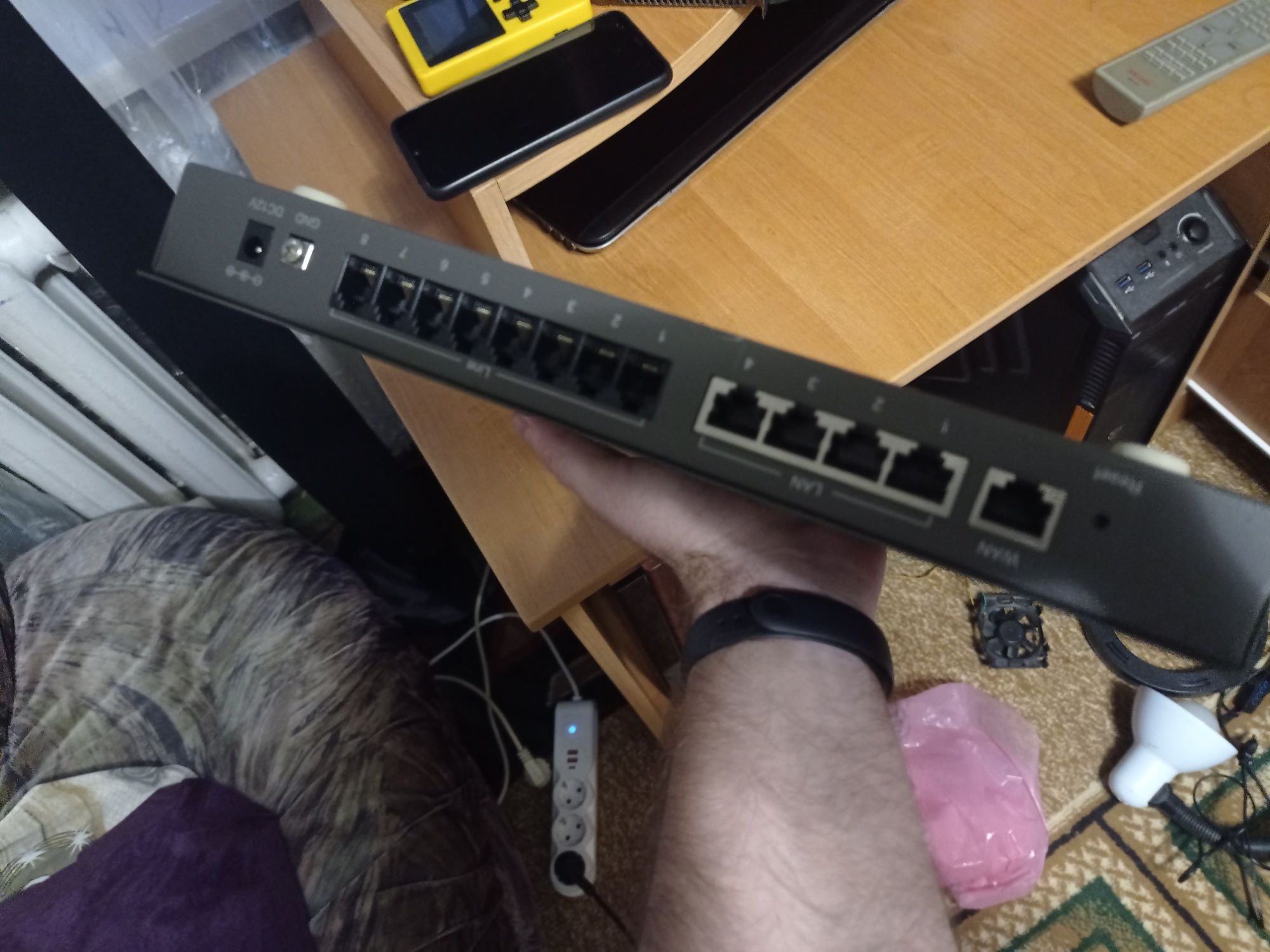Продам D-Link 6008s