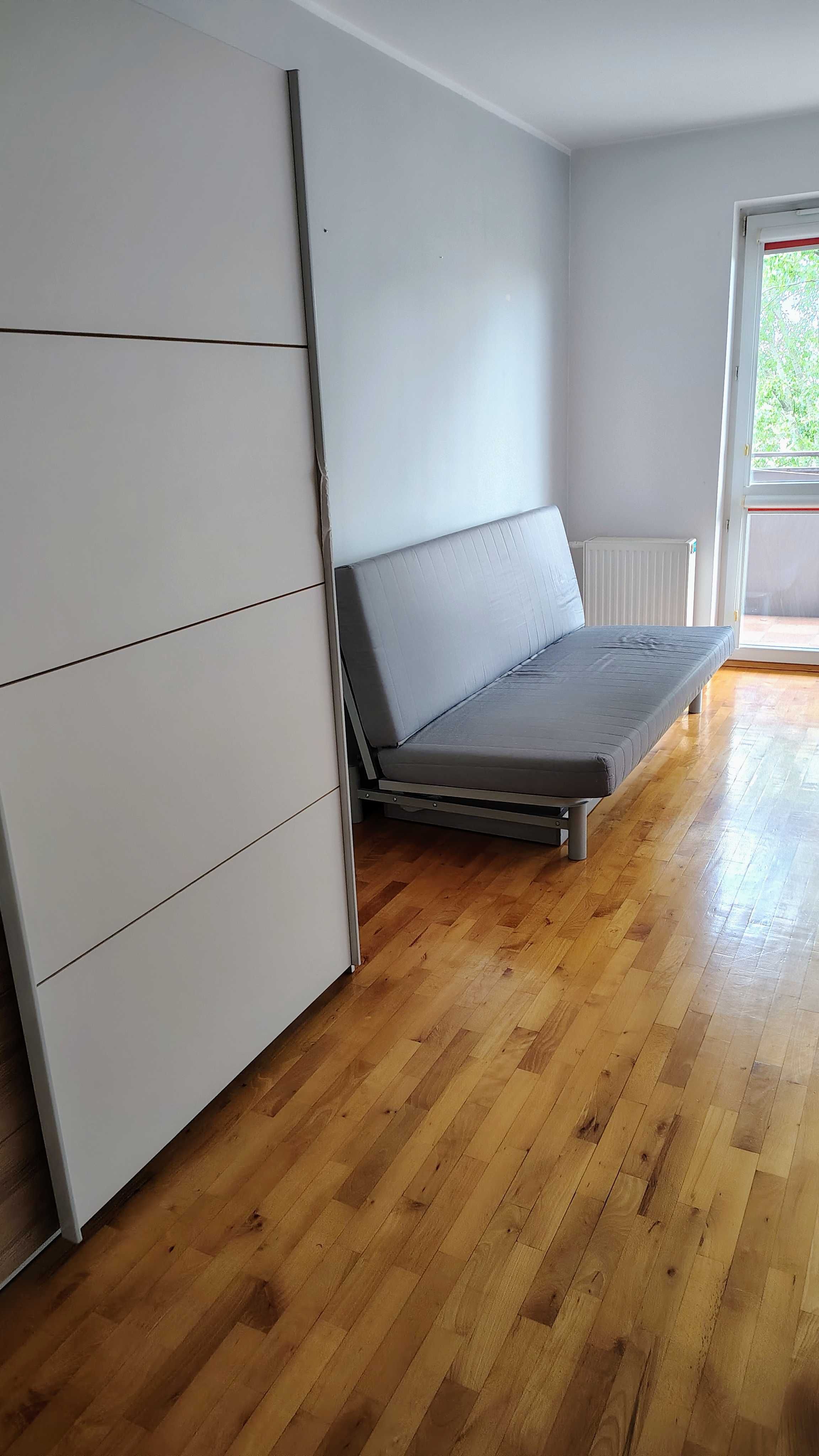 Pokój jednoosobowy dla dziewczyny, ul. Manganowa