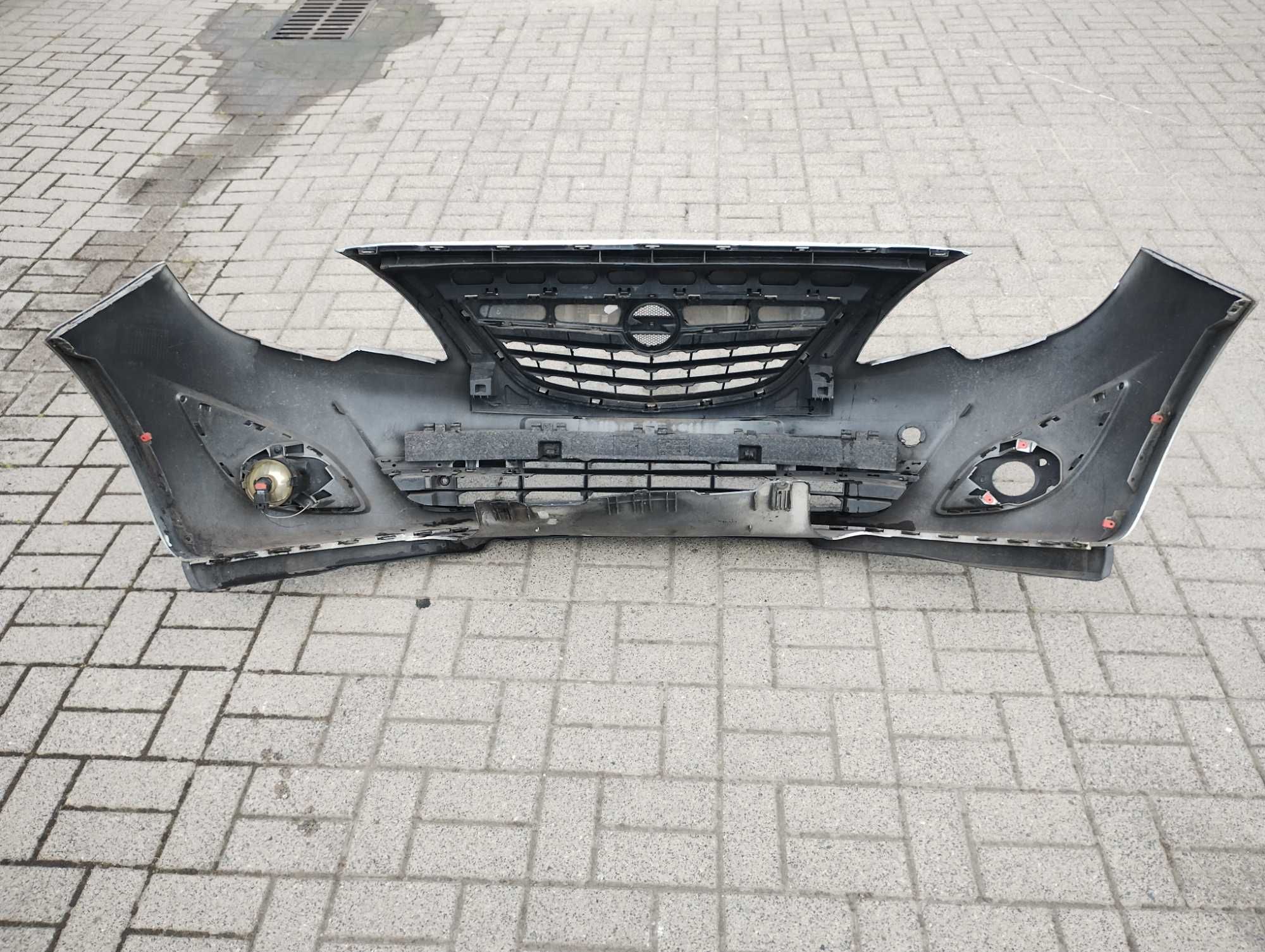 Zderzak przedni Opel Meriva B przed liftem 2010-13