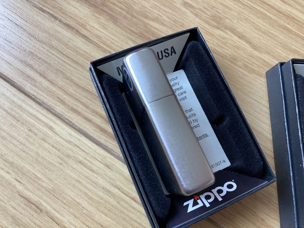 Новая бензиновая зажигалка Zippo 205 Satin Chrome из США