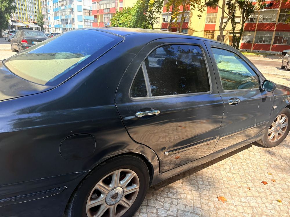 Vendo Lancia Lybra para sair rapido