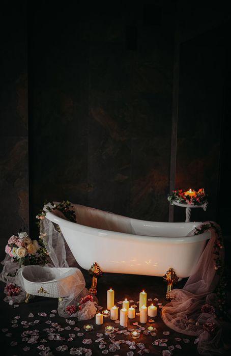 Ванна на ніжках окремо стояча