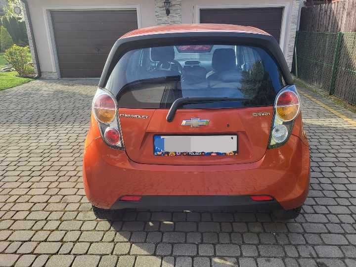 samochód chevrolet spark