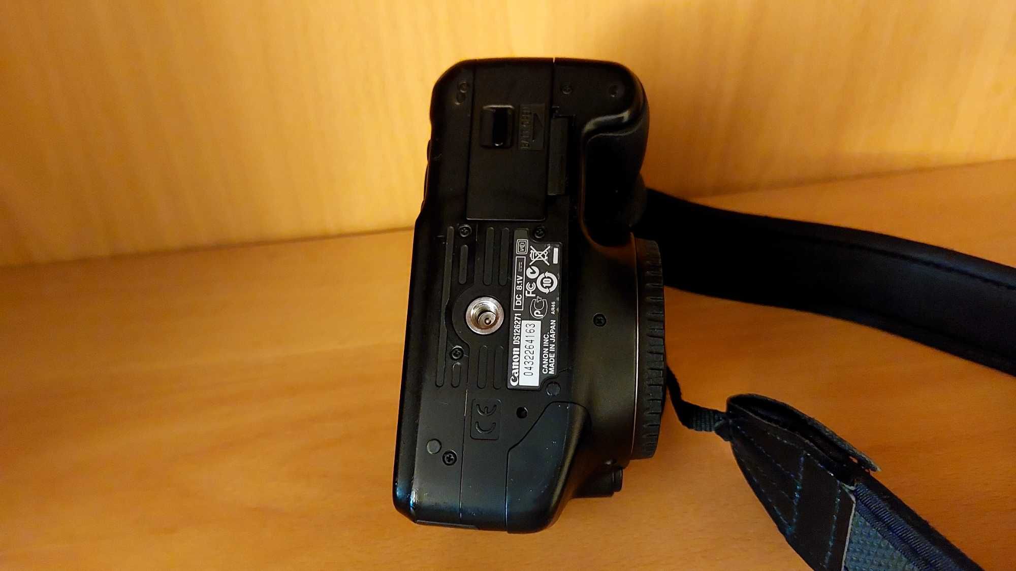 Canon EOS 550D com acessórios