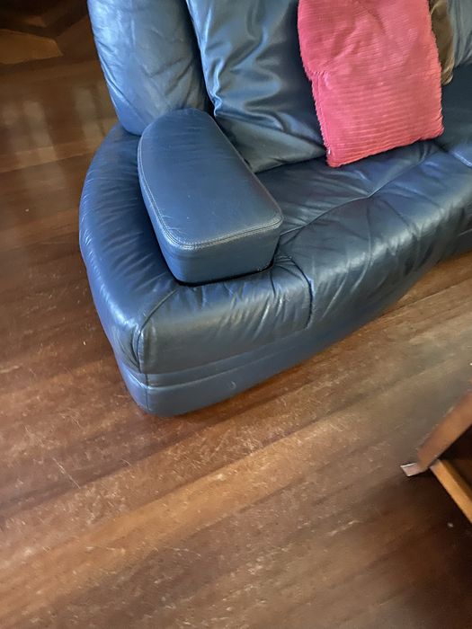 Sofa em pele de 6 lugares