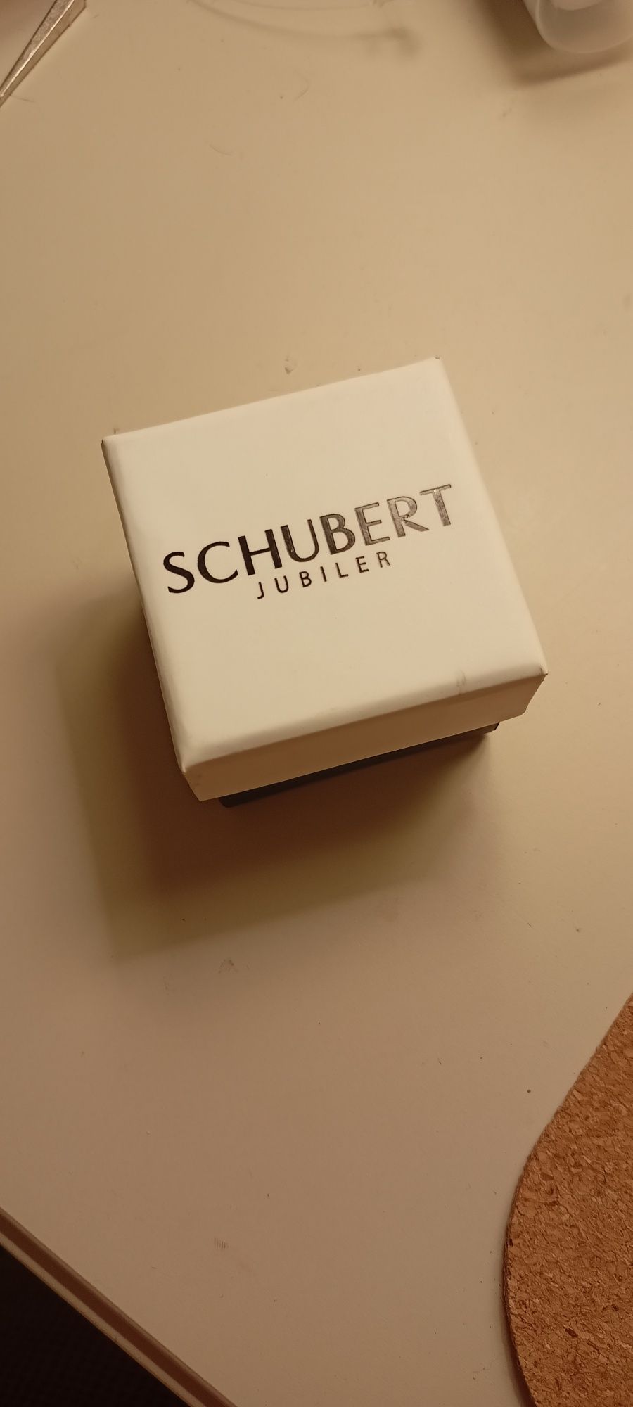 Srebrny komplet Schubert z cyrkoniami kolczyki i zawieszka na prezent