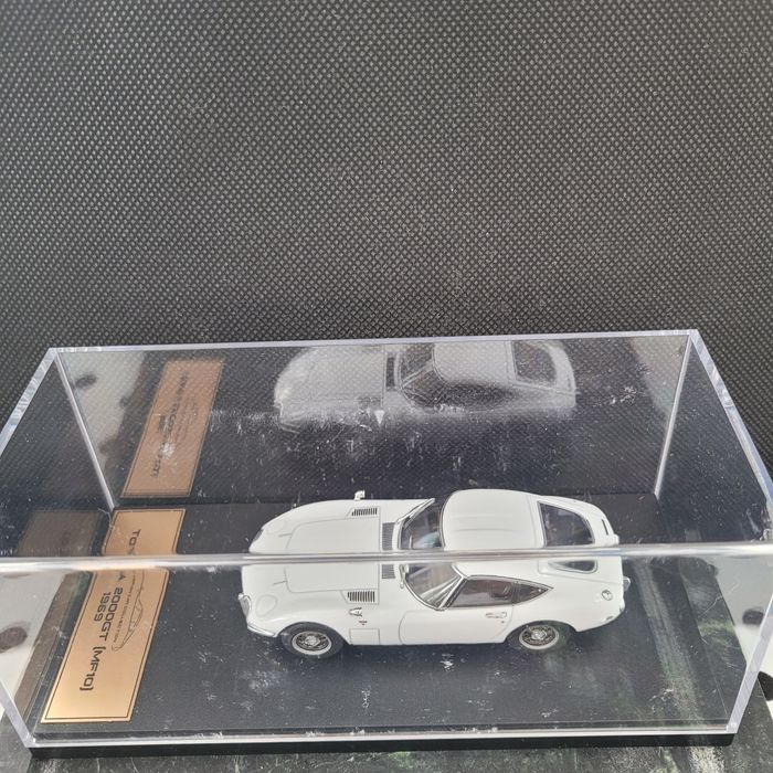 Carro miniatura Toyota