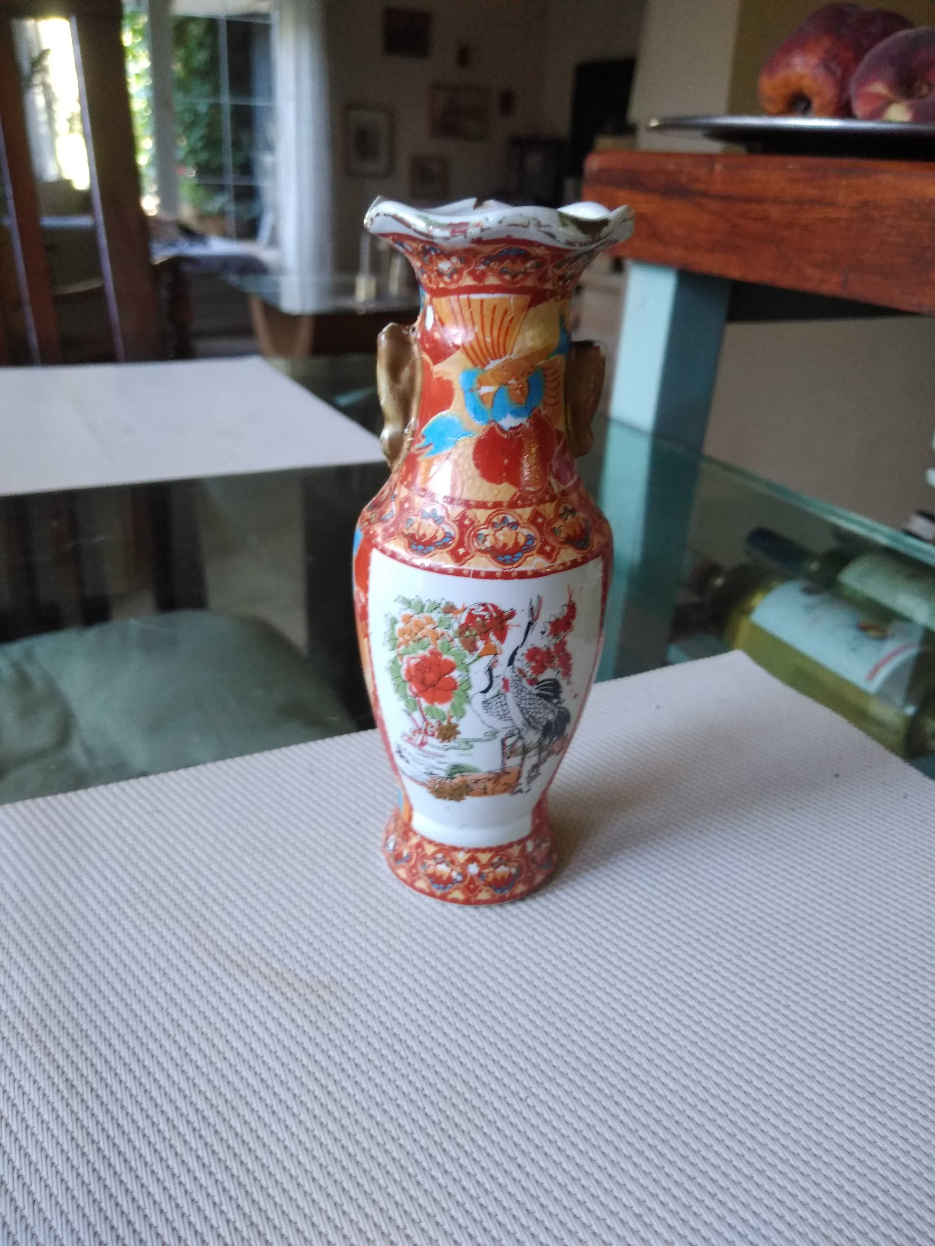 Ceramiczny japoński stary wazonik